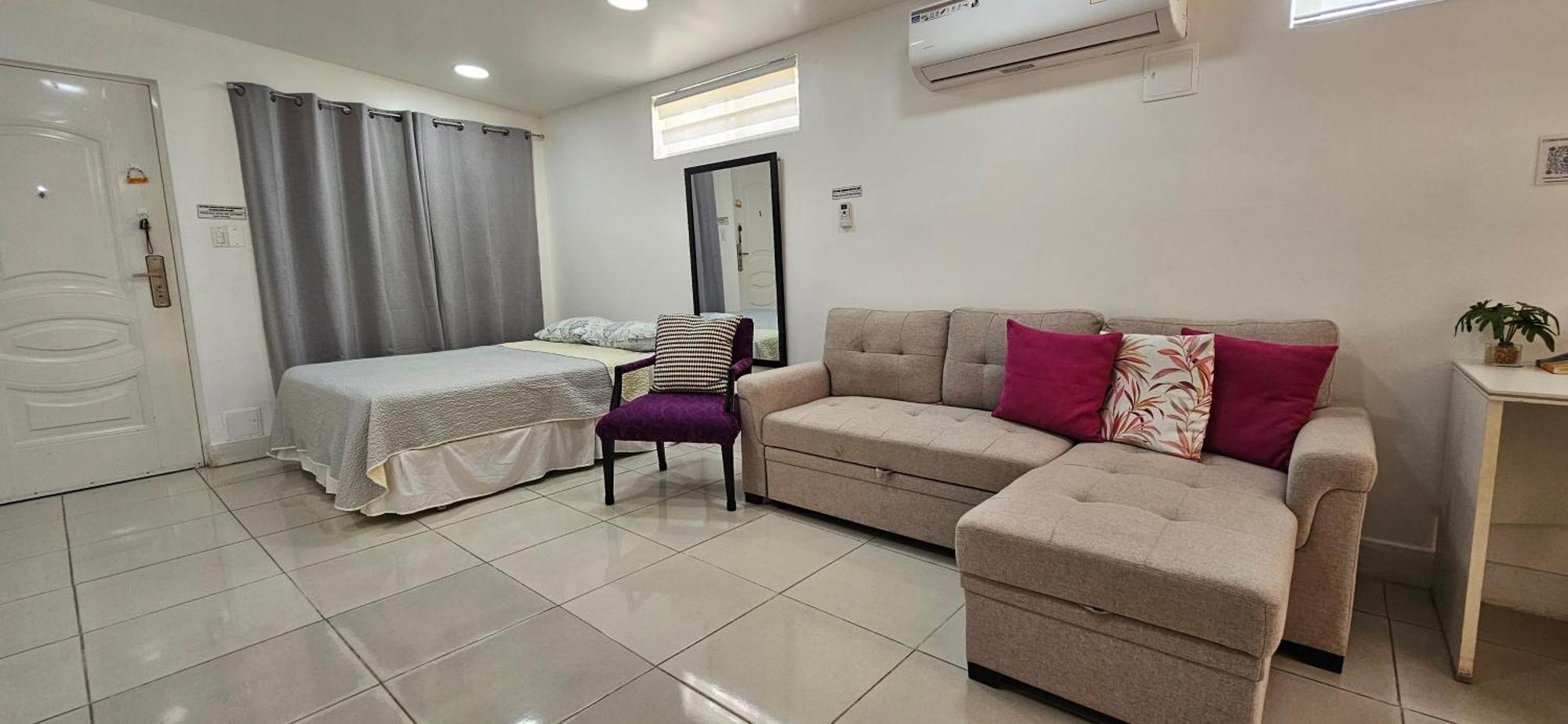 Tocumen Airport Los Corcho Suites Tapia Numero Dos Екстериор снимка